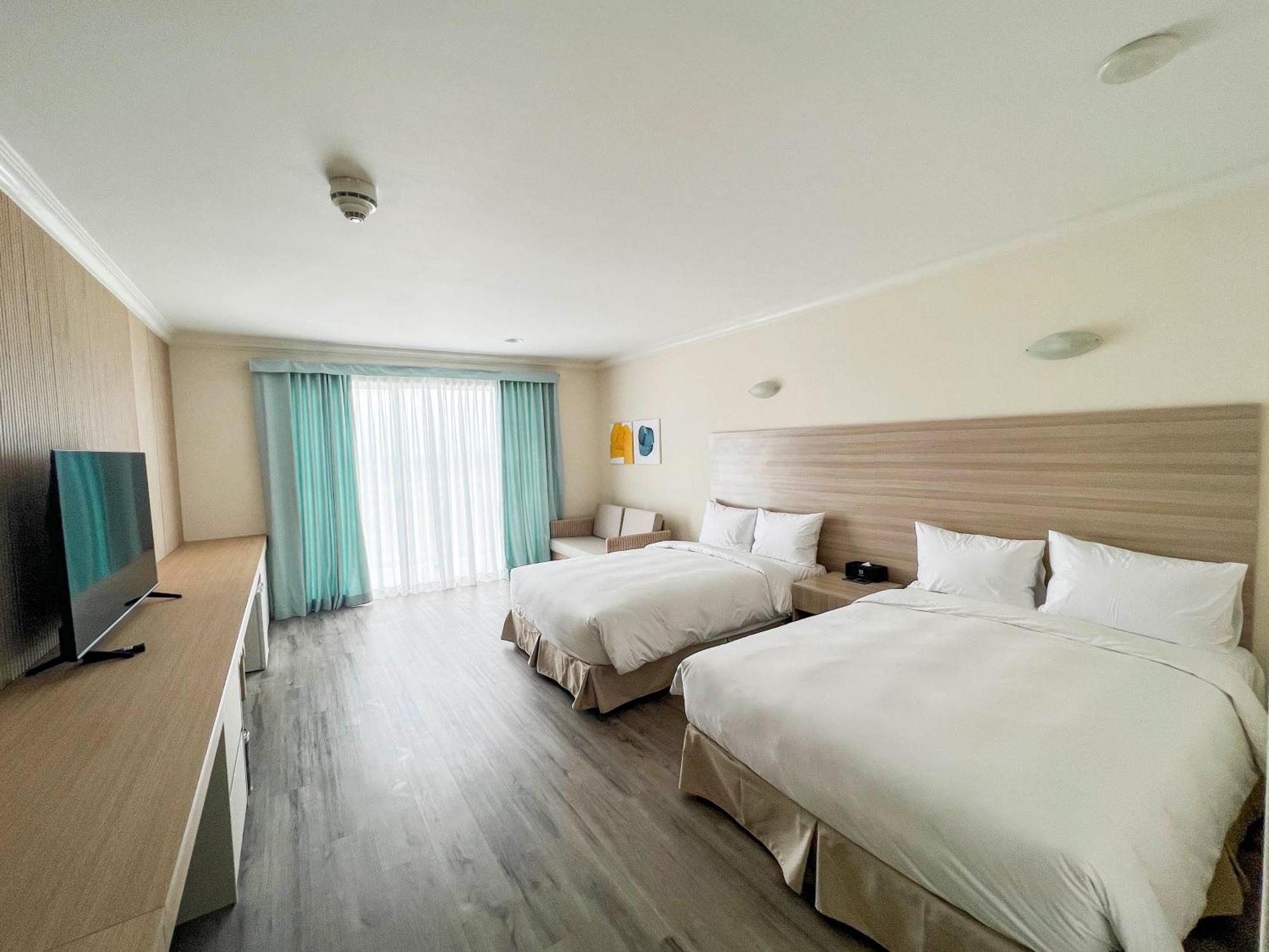 Finest Guam Golf And Resort Yigo Екстериор снимка